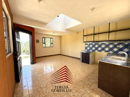 CASA DE UN NIVEL EN VENTA EN CONDOMINIO ANDALUCÍA, QUETZALTENANGO